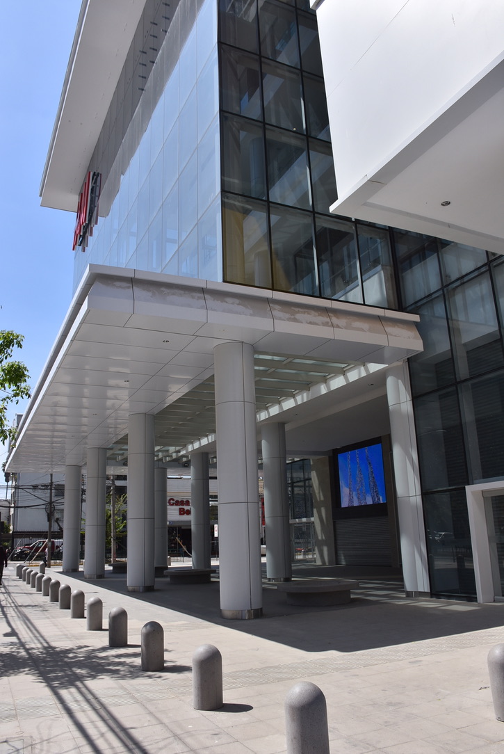 000535A8-38C4-42E2-A3D5-D7DC23290C7B_1_105_c