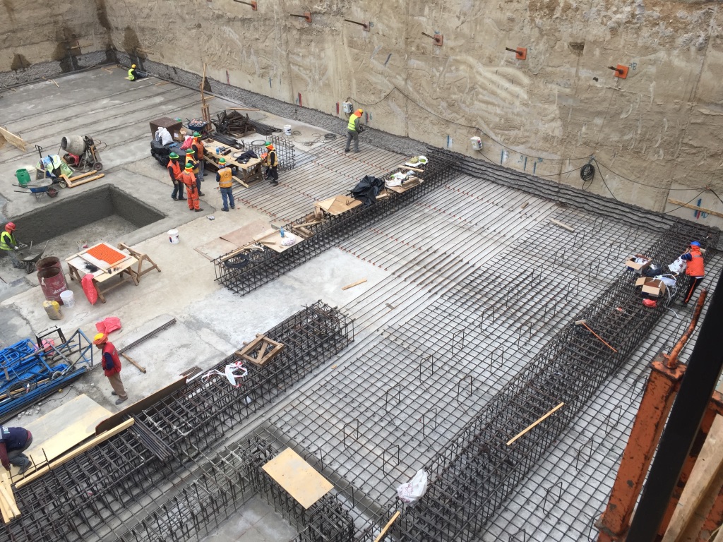 387054AF-5E3E-46BF-B8A3-41305C46DA5F_1_105_c